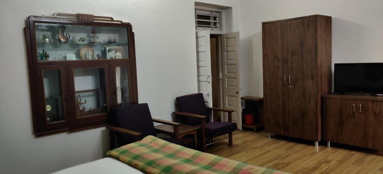 Srinekatan Heritage Villa Homestay Ahmedabad Bagian luar foto